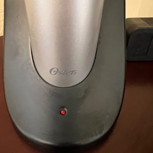 Electric Wine Opener - Oster - Picture 3 of 3